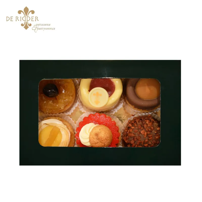 Petit fours